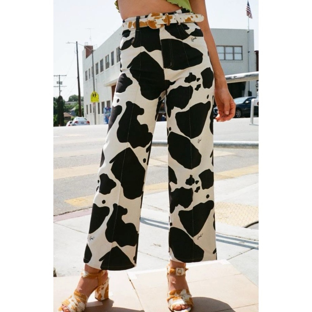 Lisa Says Gah cow print jeans